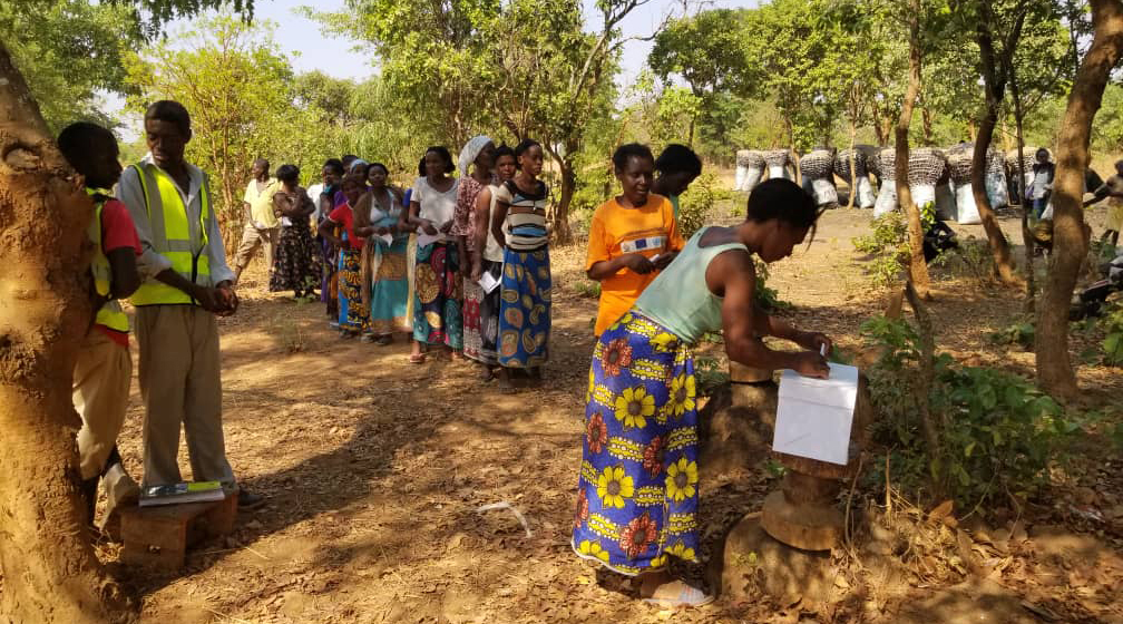The Free Prior and Informed Consent (FPIC) process enables communities to give or withhold consent to a project. © WeForest